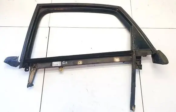 Audi A4 S4 B6 8E 8H Rear door window/glass frame 
