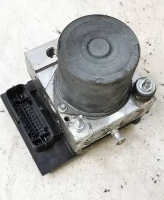 Seat Exeo (3R) ABS Pump 8E0910517H 8E0614517BF