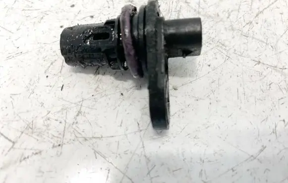 Camshaft position sensor