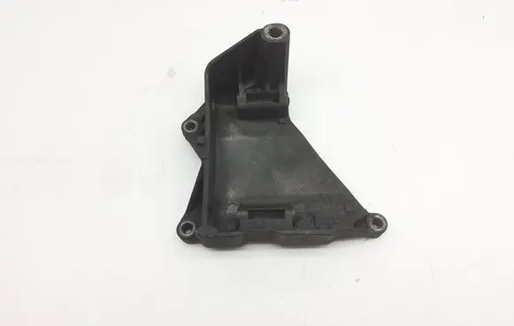 Volkswagen Transporter - Caravelle T5 Engine mounting bracket 070903143C