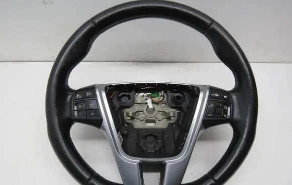 Volvo S60 Steering wheel P31250592 021116453211
