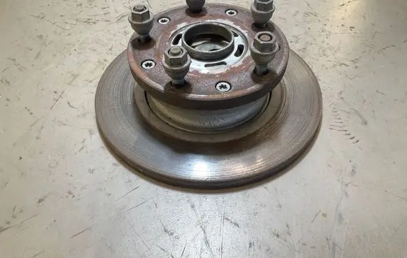 Ford Transit Rear wheel hub