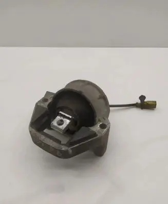 Audi A7 S7 4G Engine mount bracket