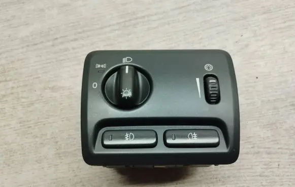 Volvo V70 Light switch 30739312 ML045100075 06W04E05