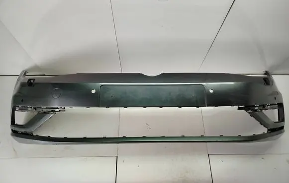 Volkswagen Golf VII Front bumper 5G0807221