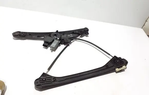 Citroen DS7 Crossback Front door window regulator with motor 9829510580