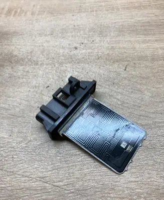 Nissan Almera N16 Heater blower motor/fan resistor 27150414401 271502K001
