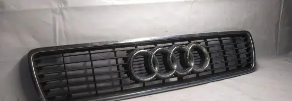 Audi 80 90 S2 B4 Front grill 8G0853651G
