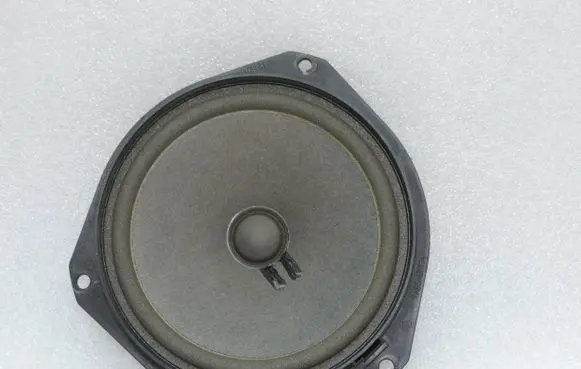 Alfa Romeo Giulietta Front door speaker 518302300 51893601