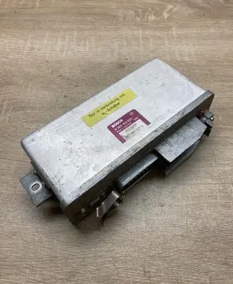 Audi 100 S4 C4 ABS control unit/module 857907379D 0265103032