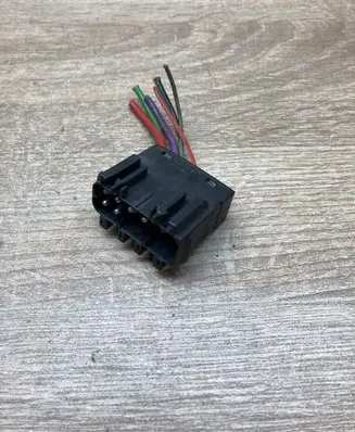 BMW 5 E39 Plug wire 1378136