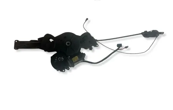 Peugeot 807 Sliding door motor 16835875