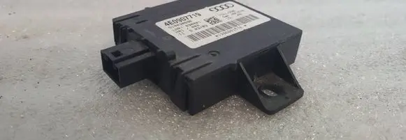 Audi A8 S8 D3 4E Alarm control unit/module 4E0907719 1980001576 510030690