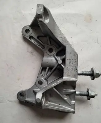 Ford Transit Gearbox mount GK217M125CB