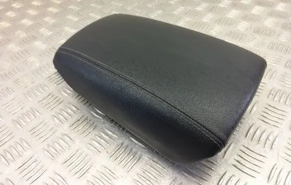 KIA Niro Armrest
