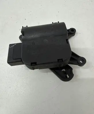 Volkswagen Jetta V Air flap motor/actuator 1K0907511B 983386GD