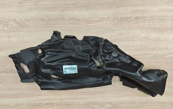 BMW 8 G16 Engine bonnet/hood sound/heat insulation 7458790