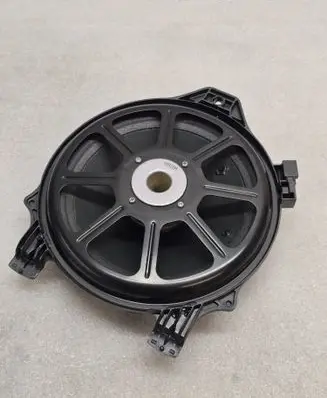 Mercedes-Benz S W222 Subwoofer speaker A2228203602