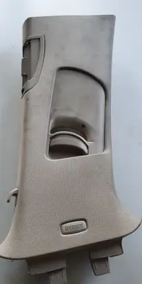 Skoda Superb B6 (3T) Seat belt trim 