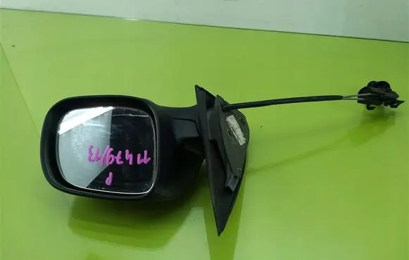 Skoda Fabia Mk1 (6Y) Manual wing mirror 