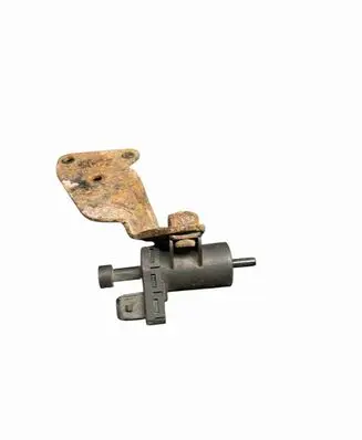 Nissan Qashqai+2 Turbo solenoid valve 8200762597
