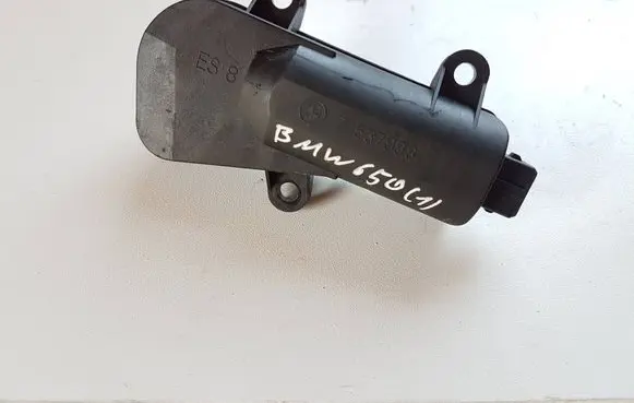 BMW 6 E63 E64 Intake manifold valve actuator/motor 7537998