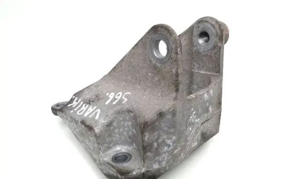 Nissan Qashqai Engine mounting bracket 11332JD500
