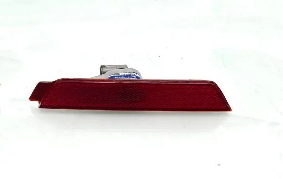 Chevrolet Camaro Rear tail light reflector 92246253