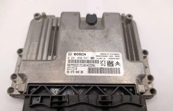 Peugeot 208 I Engine control unit/module 0281030547 9666729680 9807984080