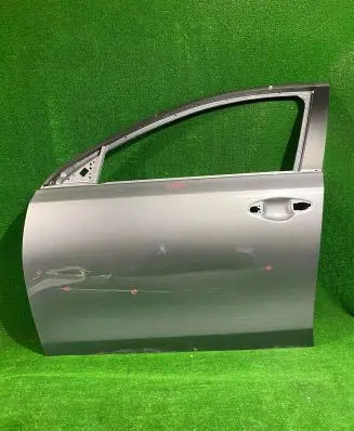 KIA Ceed Front door