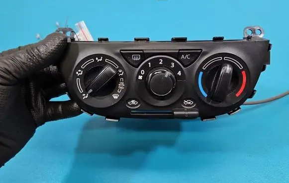 Suzuki Celerio Climate control/heater control trim IMPRK1587647