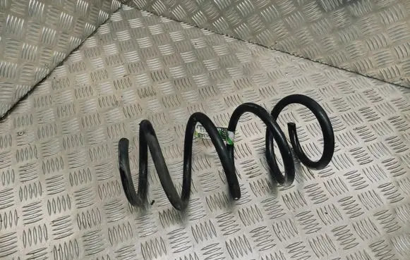 Jeep Cherokee Front coil spring 68199563AB