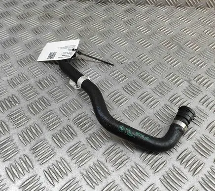 Engine coolant pipe/hose