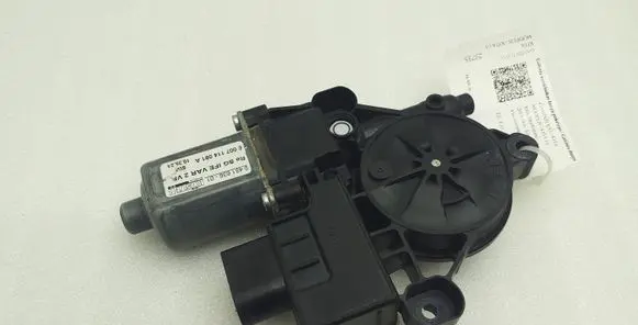 BMW 8 G15 Rear door window regulator motor E850202031 9481636