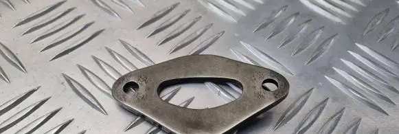 Audi A6 S6 C5 4B Fuel Injector clamp holder 
