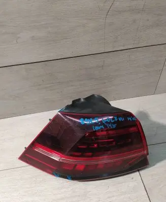 Volkswagen Golf VII Rear/tail lights 5G0945207G