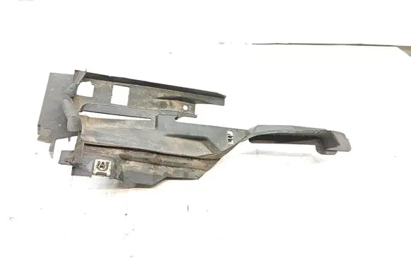 Ford Focus Other engine bay part BM51A02476AE D2L4A