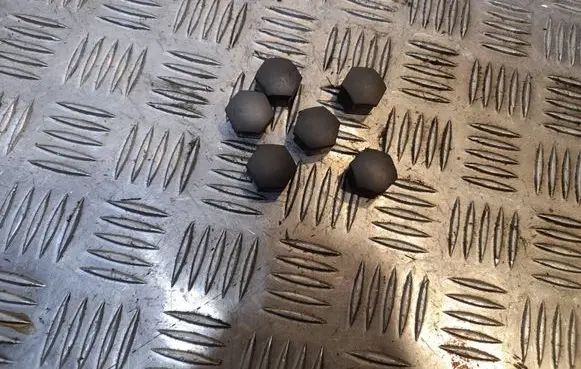 Audi Q3 8U Wheel nut cap/cover 321601173B