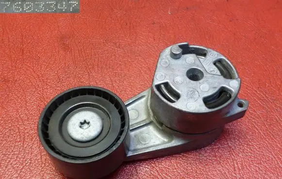 BMW 1 F20 F21 Generator/alternator belt tensioner 7603347