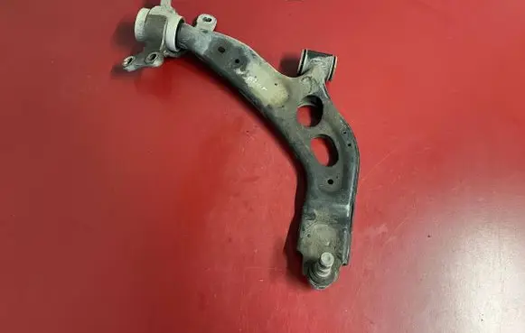 BMW X1 F48 F49 Front lower control arm/wishbone 6879844