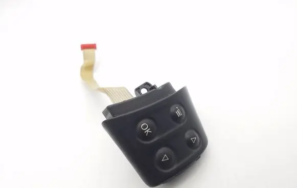 Volkswagen PASSAT B6 Steering wheel buttons/switches 1K0959538C