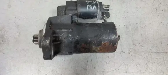Volkswagen Golf IV Starter motor 020911023F