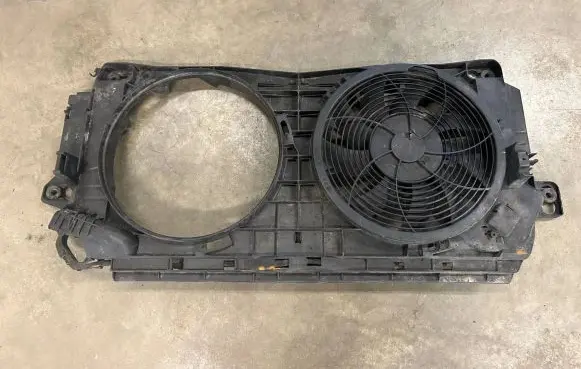 Mercedes-Benz Sprinter W906 Electric radiator cooling fan A9069062500 M158596D A9065051388