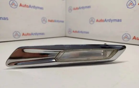 BMW 5 F10 F11 Front fender indicator light 7154168 63137154168
