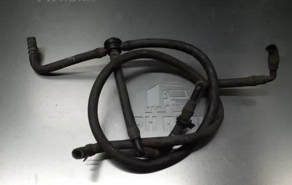 Mitsubishi Pajero Headlight washer hose/pipe 
