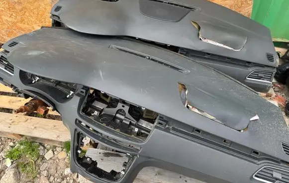 Peugeot 508 Dashboard 9698550677 1004278X
