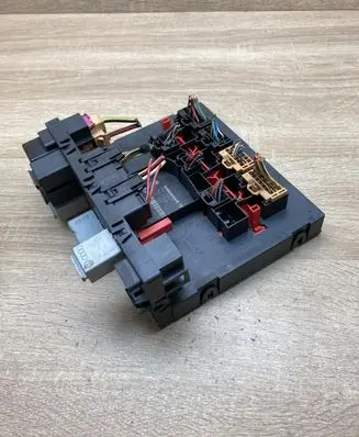 Seat Altea Comfort/convenience module 1K0937049N