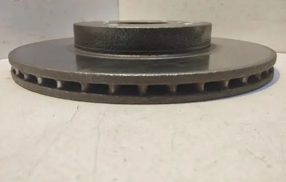 Toyota Yaris Front brake disc J3302128