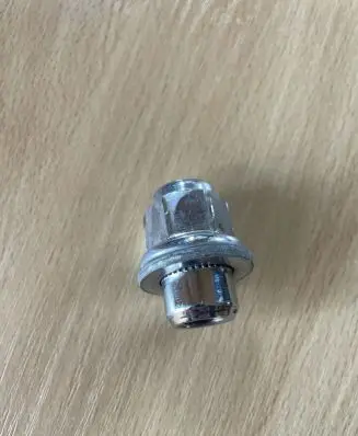 Toyota Prius+ (ZVW40) Nuts/bolts 