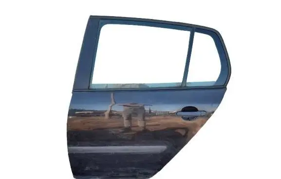 Volkswagen Golf V Rear door 35C10